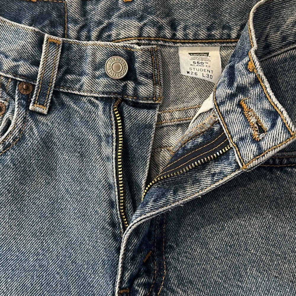 ⚡️SOLD ⚡️Vintage Levi’s Women’s High Waist Jeans Size 26 - Picture 5 of 6